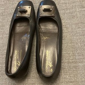 DJP DONALD J PLINER black leather Ballet Ballerina Flats Loafers Size 7 M